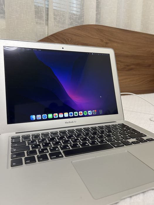 MacBook Air 13” (2017)
