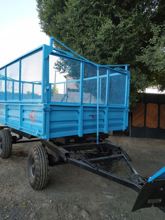 Трактор  ттз 8010 ва Прицеплар один такой трактор остался прицепы