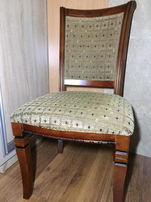 Продам стул для гостиной