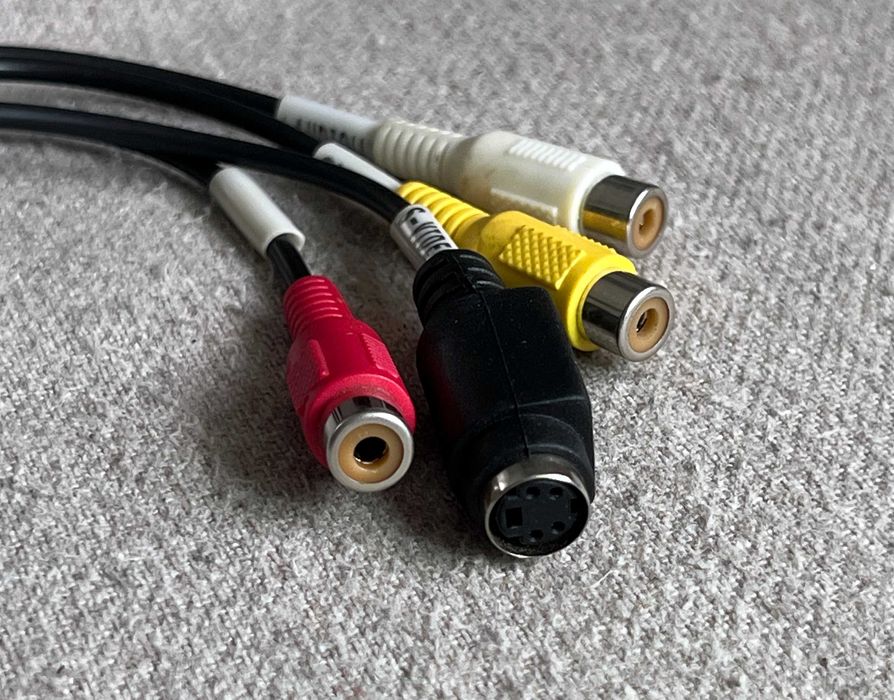 Adaptor USB Video Capture pentru VHS camera analog audio video PC