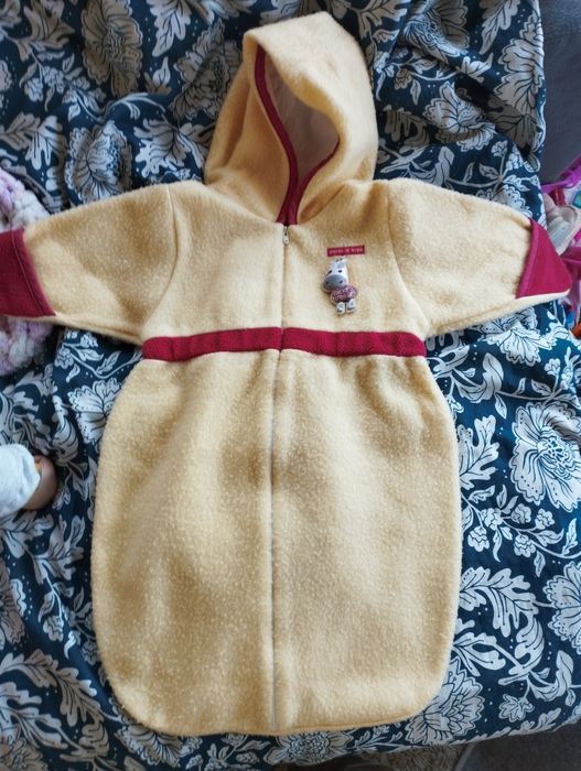 Детски космонавт и чувал