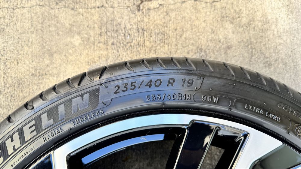 Set 4 jante originale Volvo R19 – Black Diamond Cut