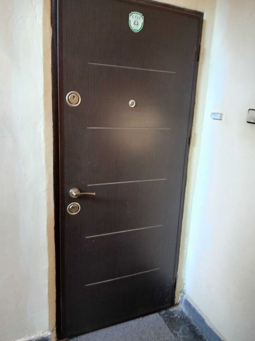 Дава се под наем Двустаен апартамент в Плевен, Идеален център - 70 кв.м за 357 € - Снимка #1