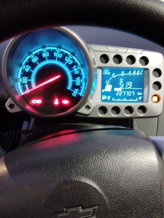 Chevrolet Spark 2012 — 5