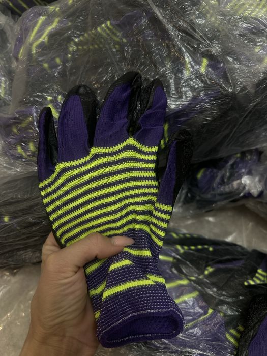 Продам перчатки огородные