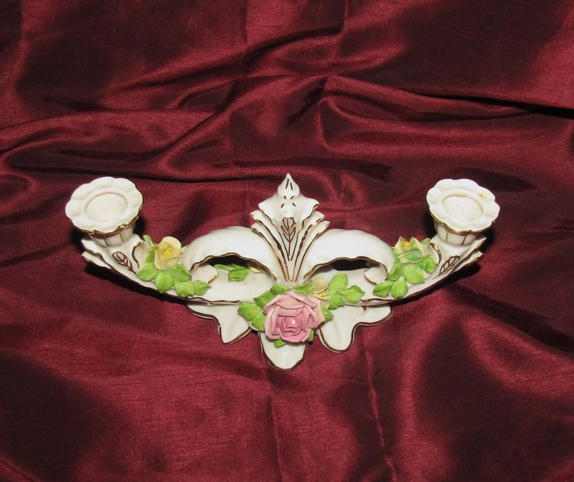 Порцеланов двоен свещник Dresden