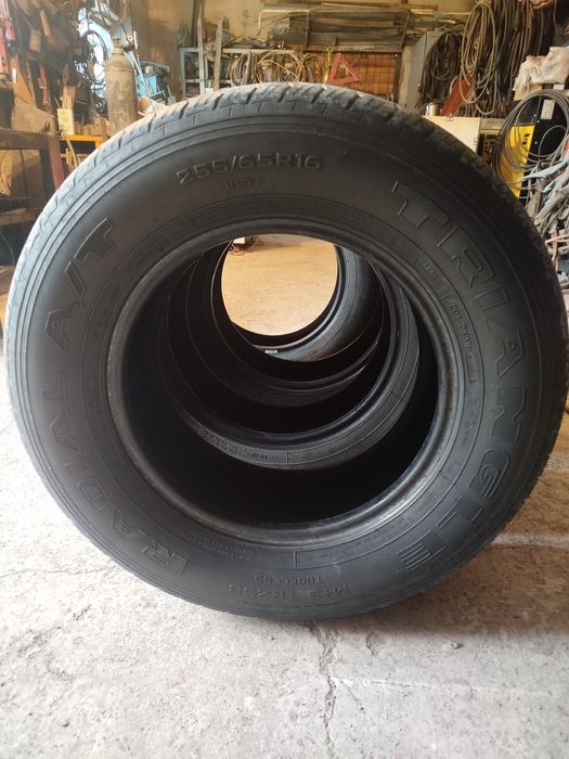 Продается б/у резина.