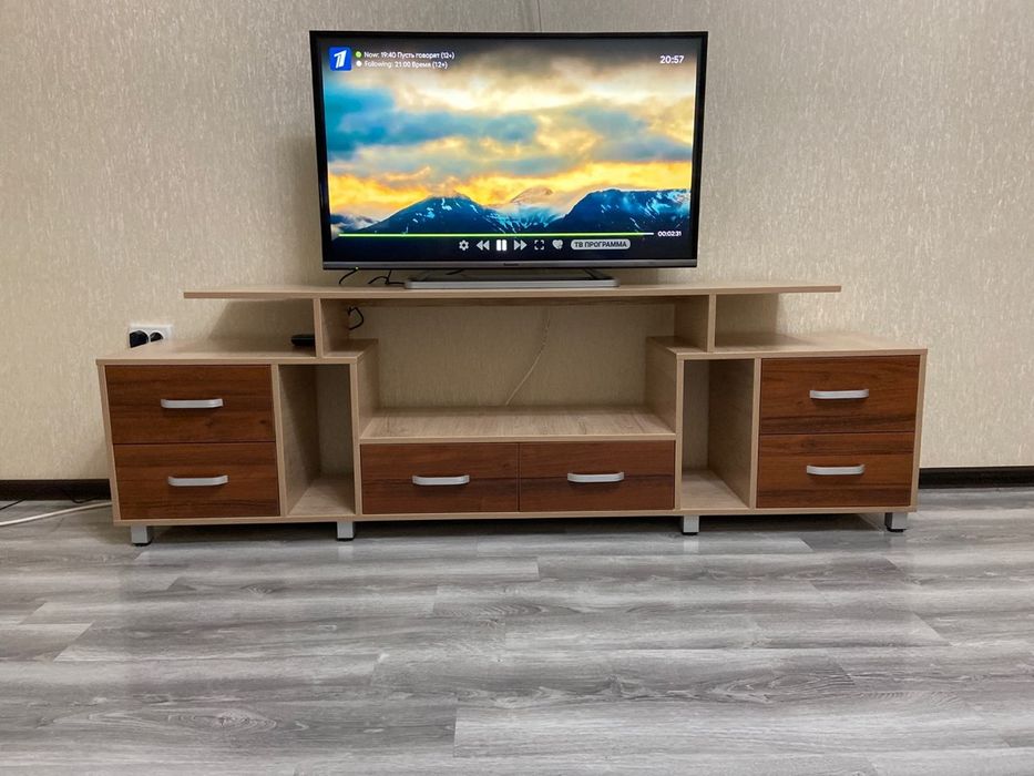 ТВ тумба под ваши размеры и дизайн с бесплатной доставкой!