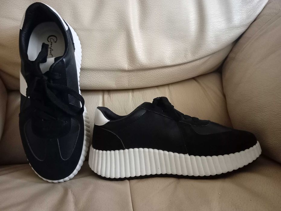 Pantofi sport cu talpa groasa