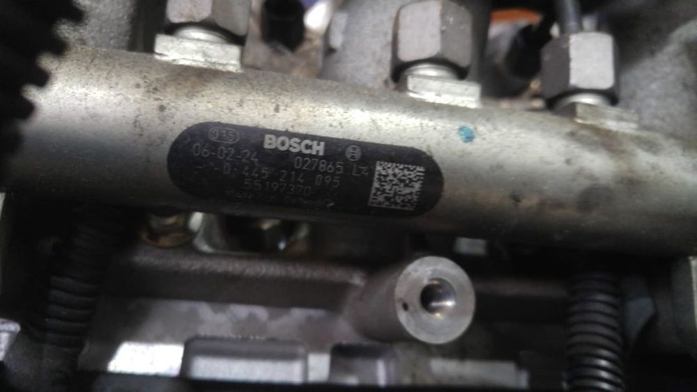 Rampa injectoare 1.9 d fiat bravo 2 croma grande punto alfa romeo 147 159 0445214095 55197370
