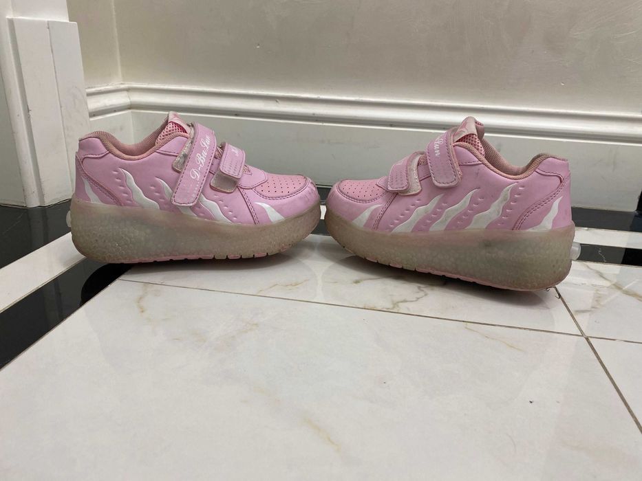 Роликовые кроссовки детские