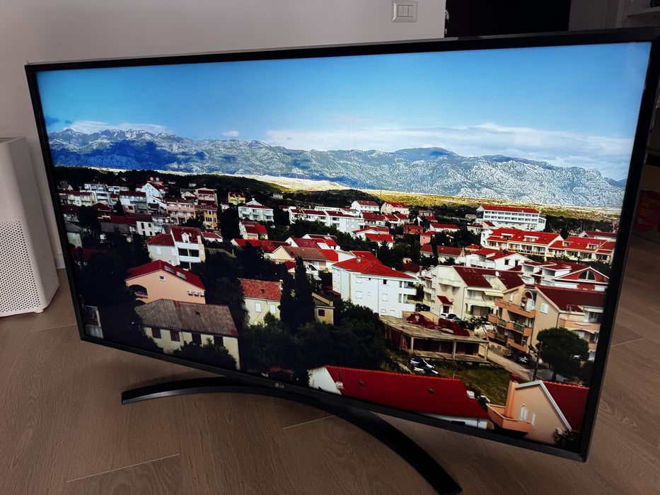 Smart TV LG, 4K, AI, 125 cm, ca nou