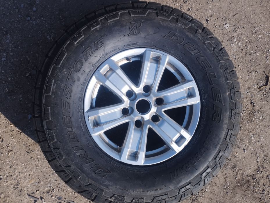 Продам шины Bridgestone