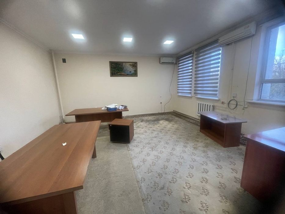 Чиланзар ГАИ офисы 17м²до90м² вдоль дороги в административном здании