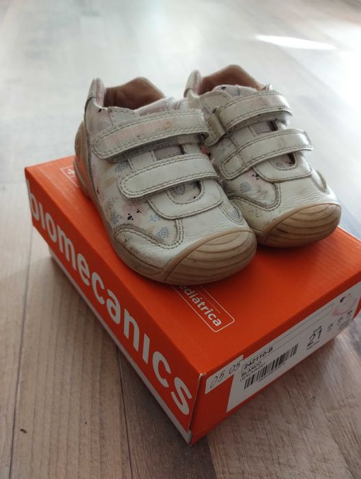 Детски обувки Biomecanics, Primigi