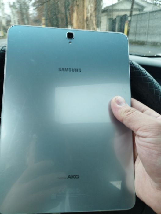 Продам планшет Самсунг galaxy s tab 3