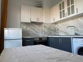 Дава се под наем Двустаен апартамент в Плевен, Широк център - 45 кв.м за 280.5 € - Снимка #1