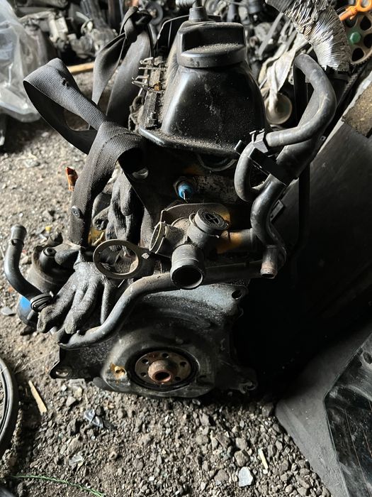 Двигатель на Пассат, Гольф 2 1.8 обьем