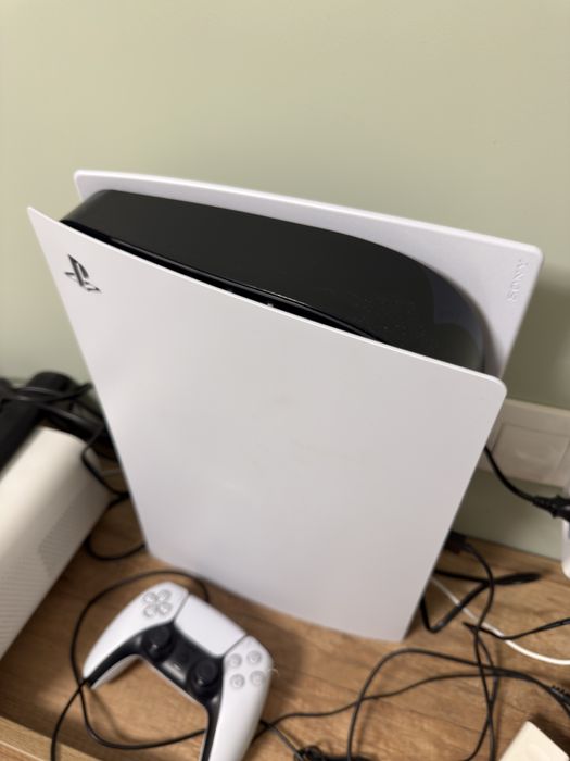 Playstation 5 disc version + Injustice 2 и Assassin's creed Shadows Special edition