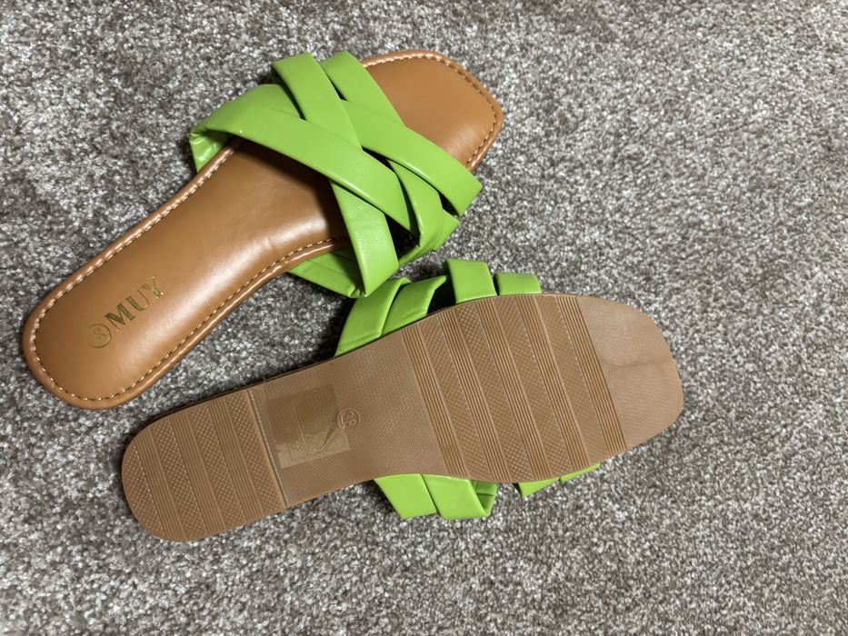 Дамски чехли,сандали