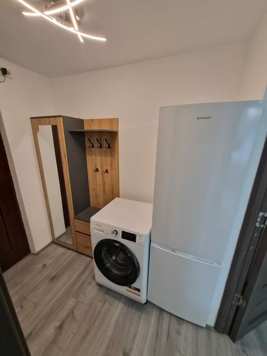 Inchiriez garsoniera str. Argedava et.2