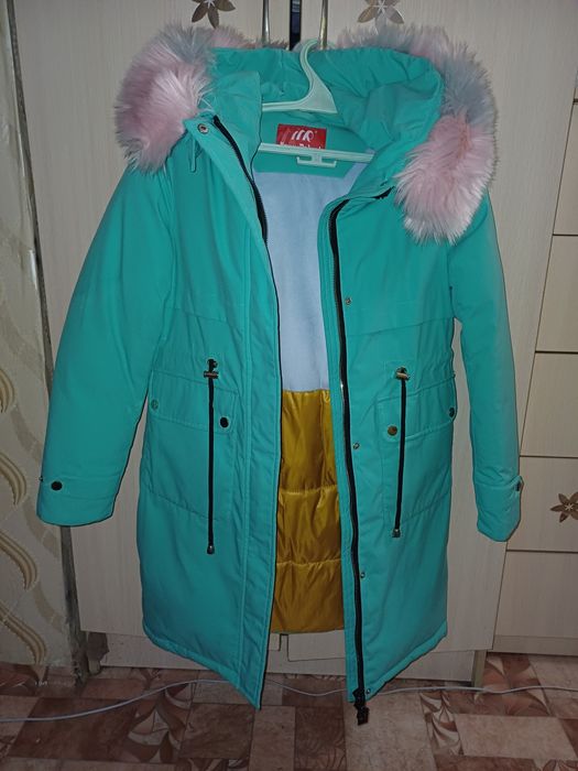 Пуховик на девочку 11 лет