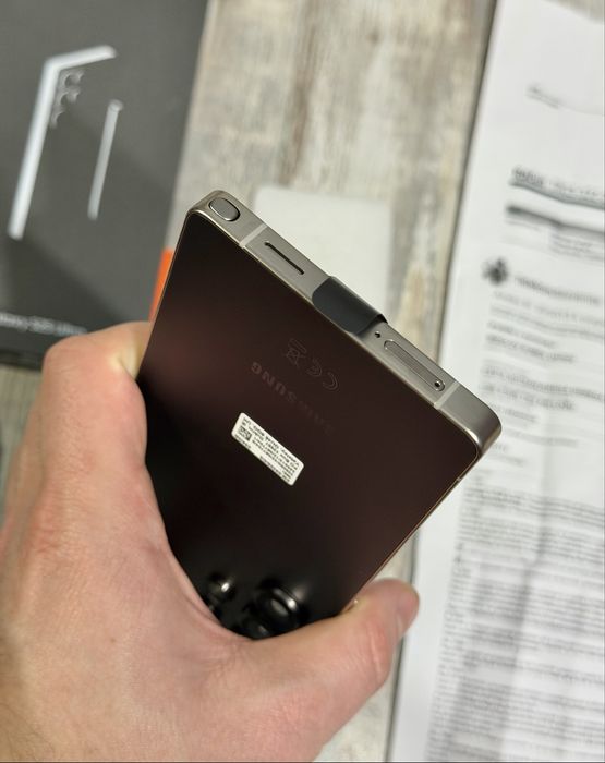 Нов Samsung Galaxy S25 Ultra 5G 256 GB 12 GB Ram Нов