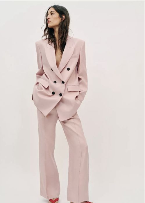 Панталон ZARA нов