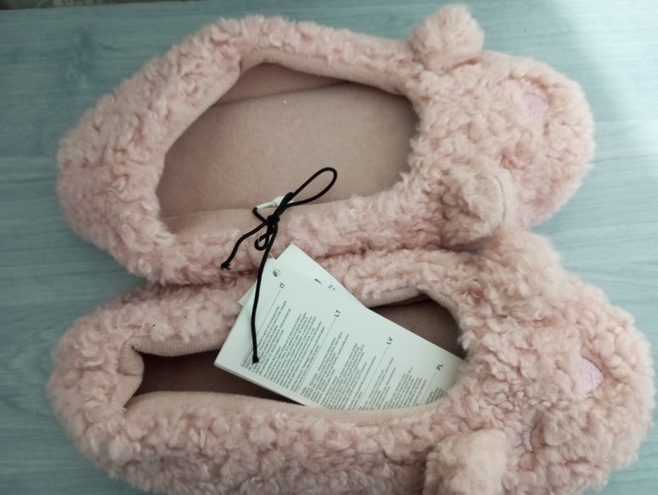 Papuci de casă noi mărimea 38-39