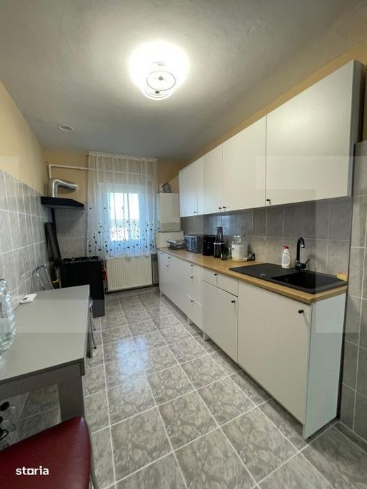 Apartament 3 camere, 62 mp, zona Lipovei