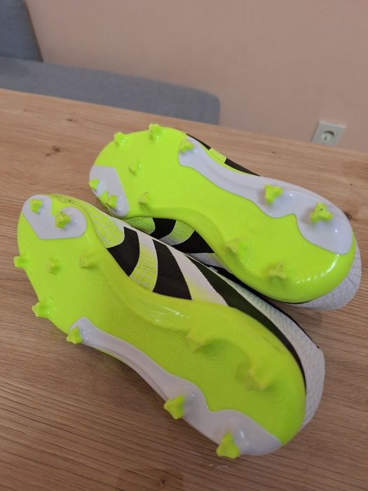 Детски бутонки adidas Predator
