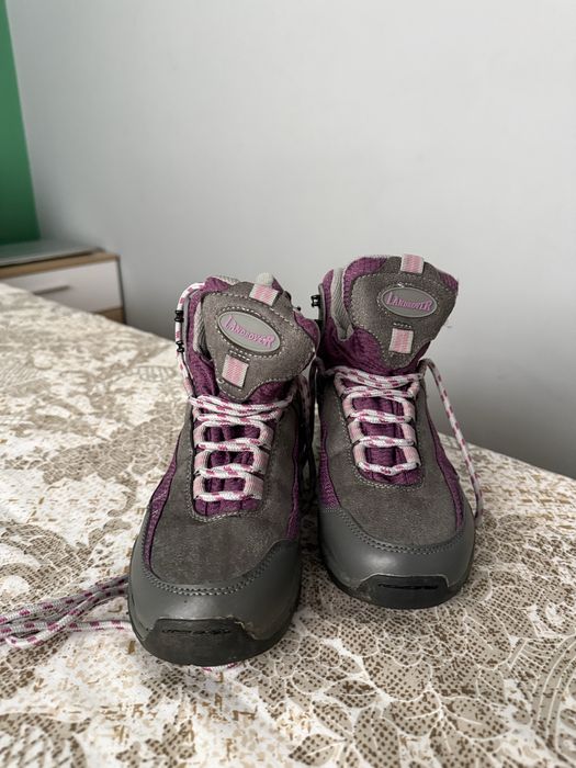 Туристически обувки Landrover