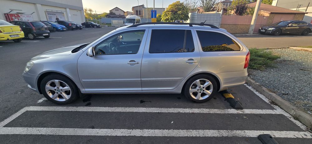 SKODA Octavia 2013 — imagine 2