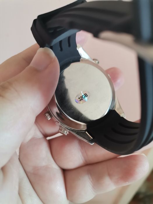 Ceas spion cu night vision 32 gb nou