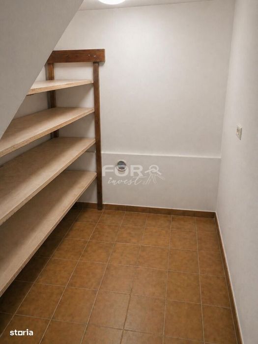 Casa cu etaj  de vanzare in zona Iosia Oradea