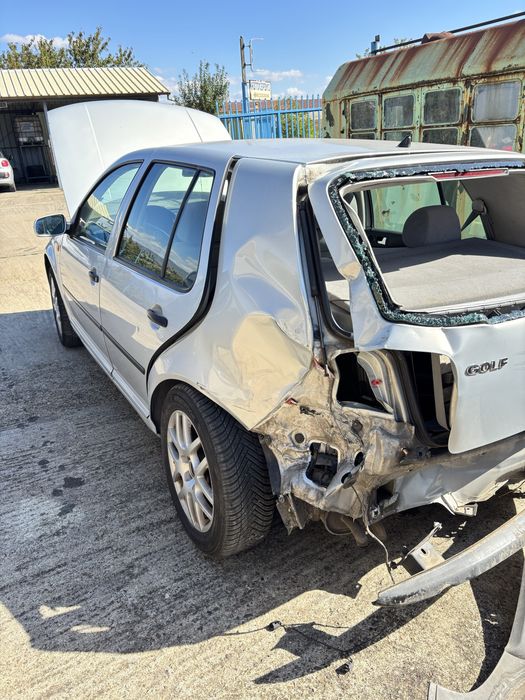 Golf 4 1.6sr на части
