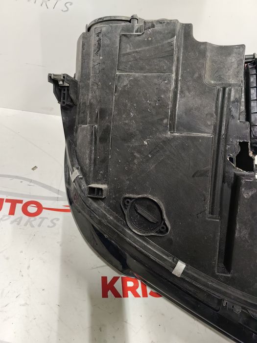 Ляв фар Adaptive LED BMW 6 F13 2015- Със забележки!