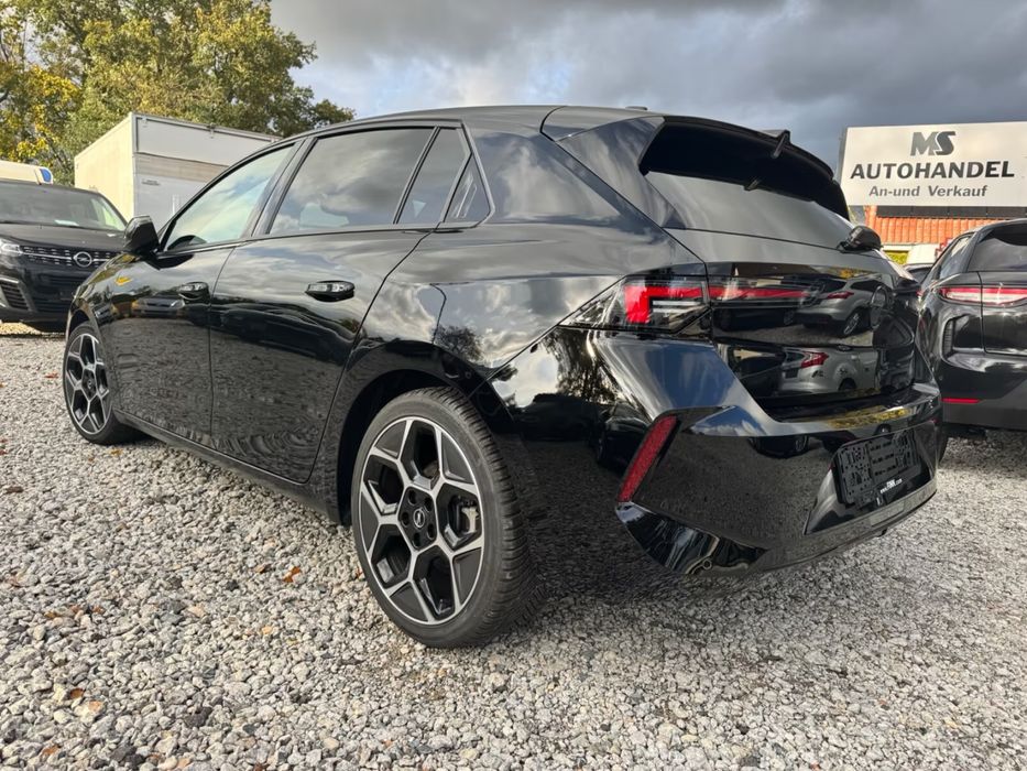 Dezmembrez Opel Astra L 2021-2025, Hatchback