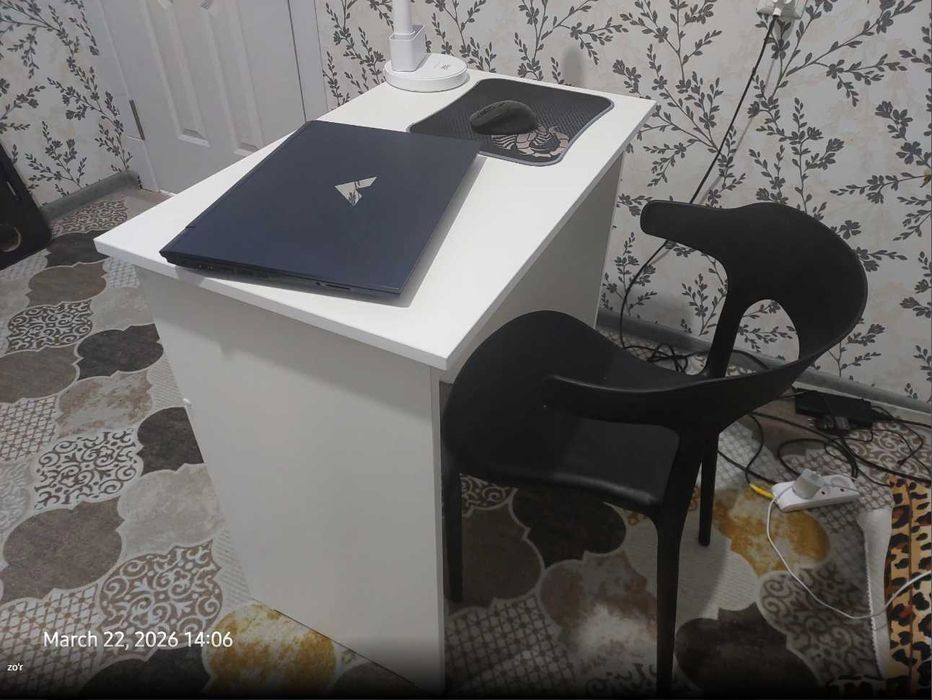 Полки, столы, тумбы на заказ в наличии и под ваши размеры