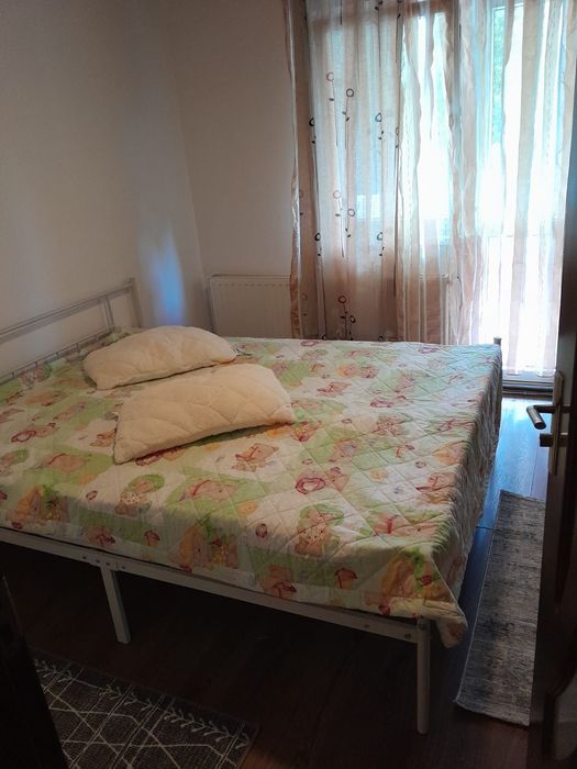 Apartament de închiriat