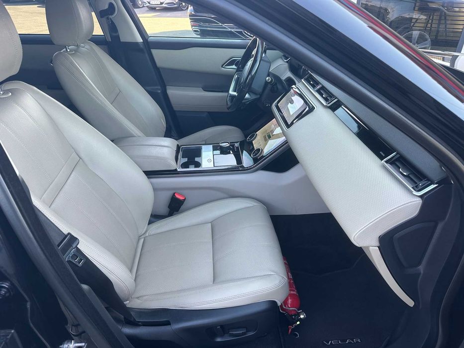 Range Rover Velar 2,0d 2019 accept variante !