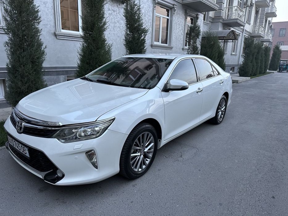 Toyota Camry 2016