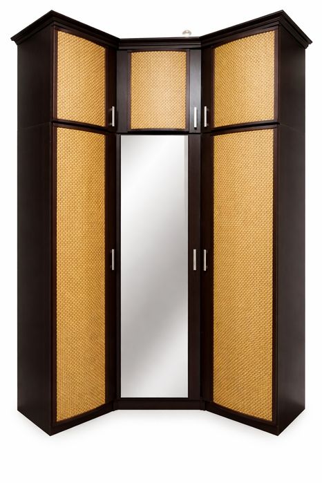 Продается шкаф угловой