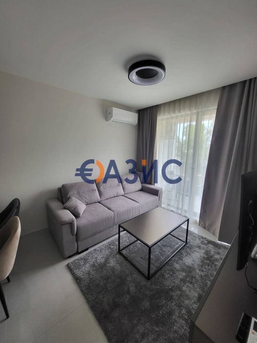 Апартамент с 1 спалня в комплекс Емилия Романа Верде, Слънчев Бряг,