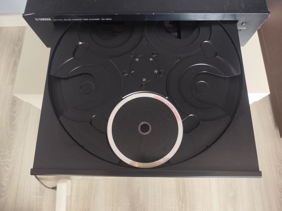 CD Yamaha CD-C600