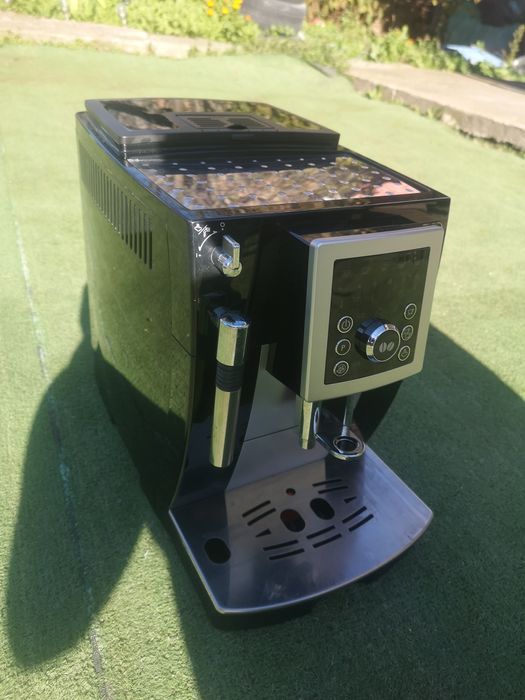 Кафемашина Delonghi ECAM 23.210B