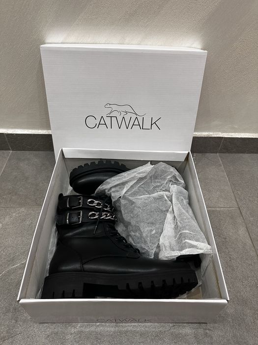 Черни боти Catwalk