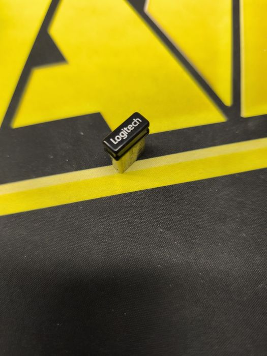 Джойстик Logitech F710