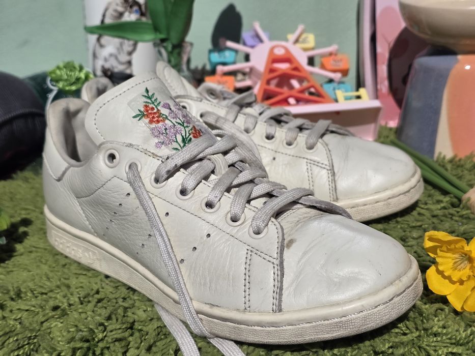 Adidas бели кецове от кожа N39