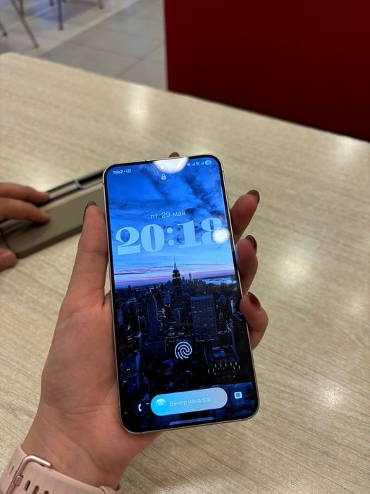 Samsung galaxy s25 256